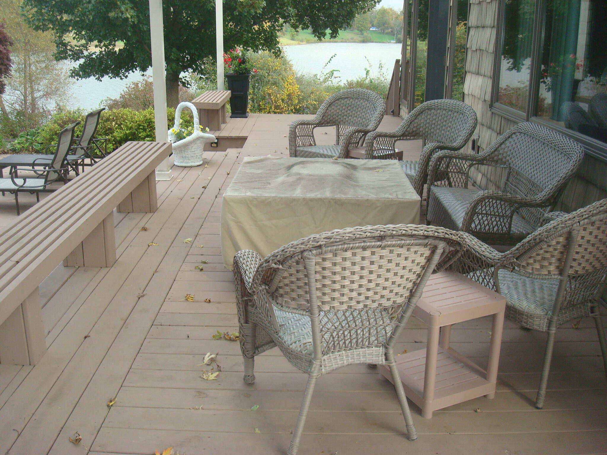 Camden, Michigan, 49232, United States, 5 Bedrooms Bedrooms, ,3 BathroomsBathrooms,Residential,For Sale,1887942