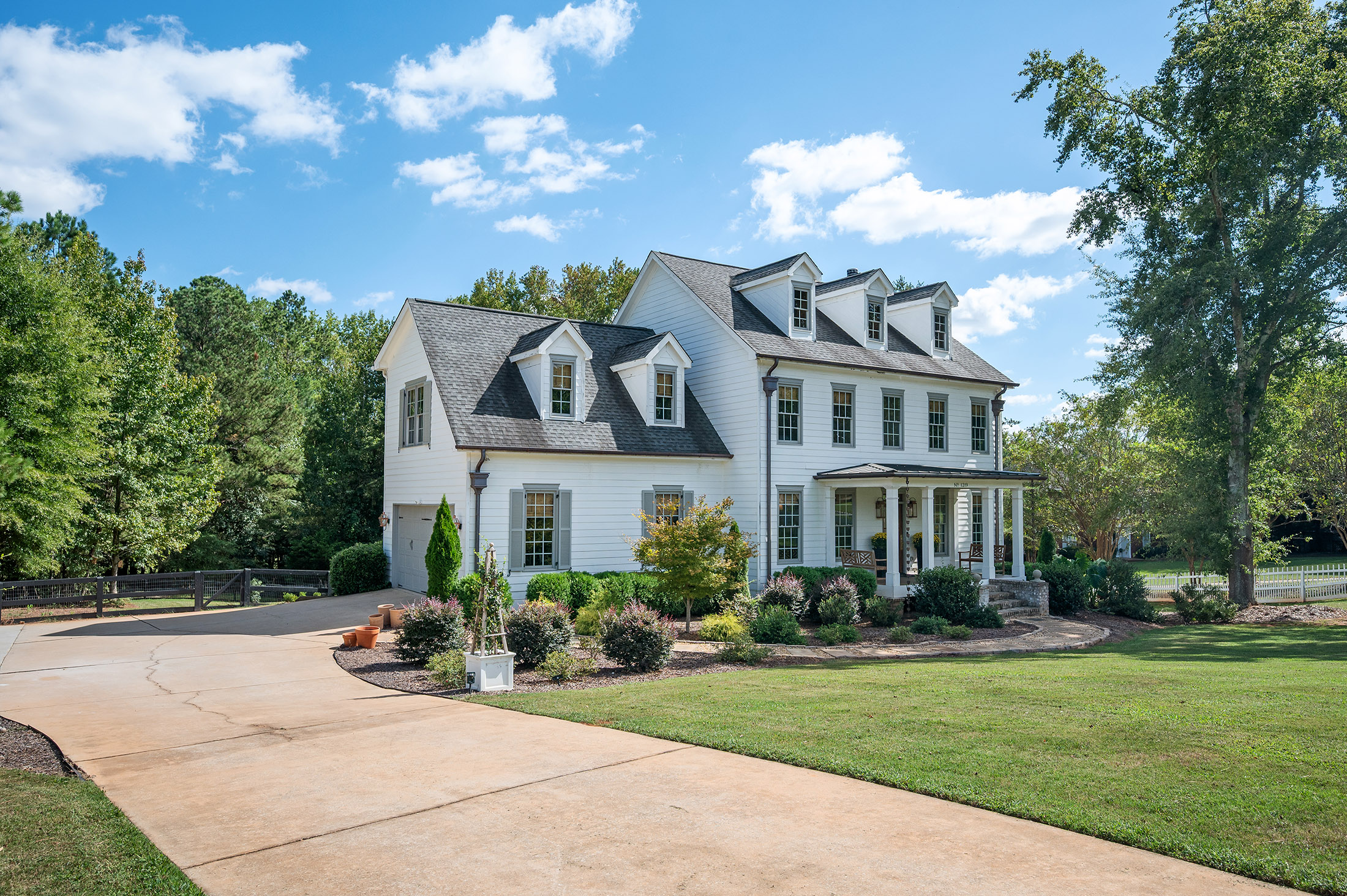  Timeless Southern Architecture Meets Sophisticated Contemporary Living - 物件實景