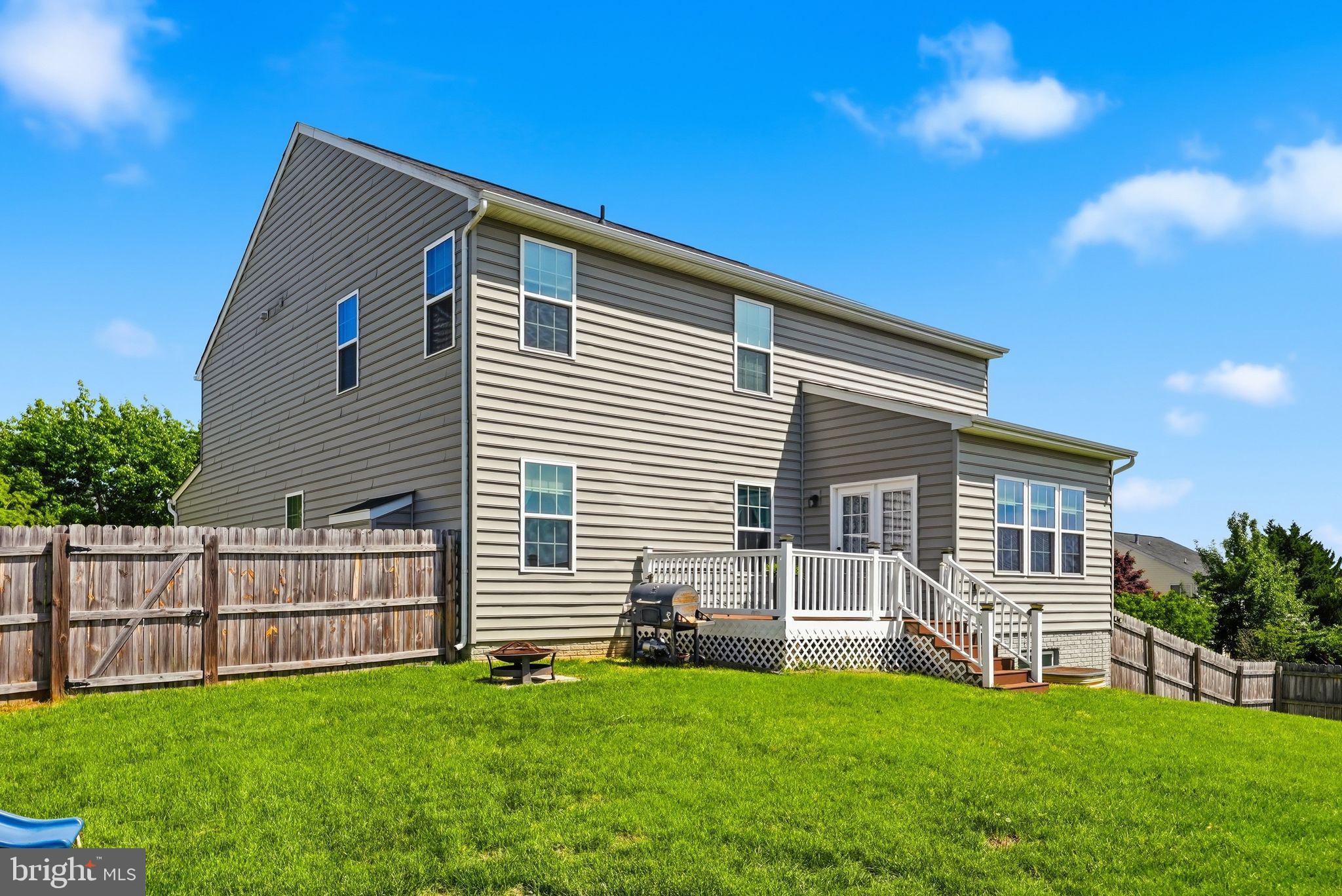 Culpeper, Virginia, 22701, United States, 5 Bedrooms Bedrooms, ,5 BathroomsBathrooms,Residential,For Sale,2043382