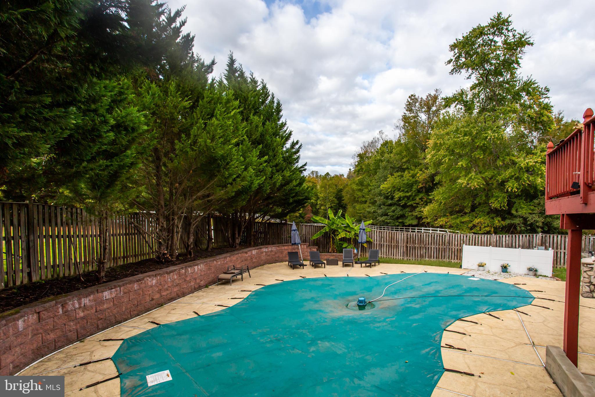 Waldorf, Maryland, 20601, United States, 5 Bedrooms Bedrooms, ,5 BathroomsBathrooms,Residential,For Sale,1977344