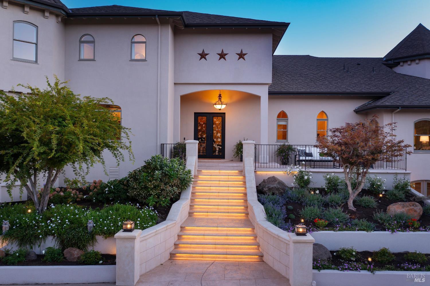Napa, California, 94558, United States, 4 Bedrooms Bedrooms, ,6 BathroomsBathrooms,Residential,For Sale,1948372