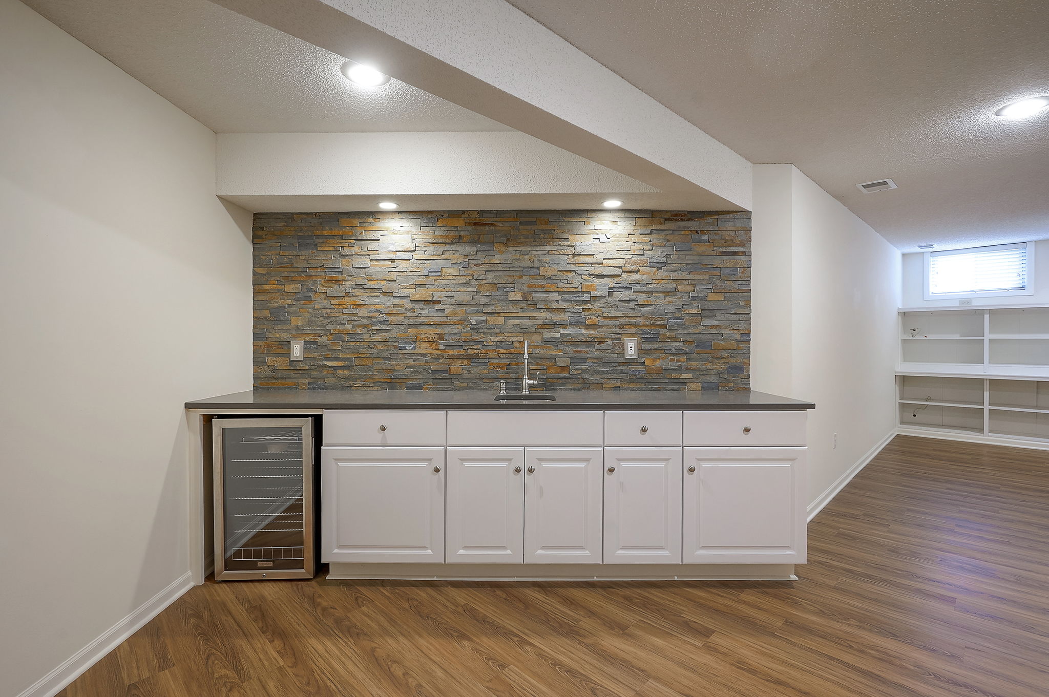  15223 Woodson Lane, Overland Park, KS 66223 - 物件實景