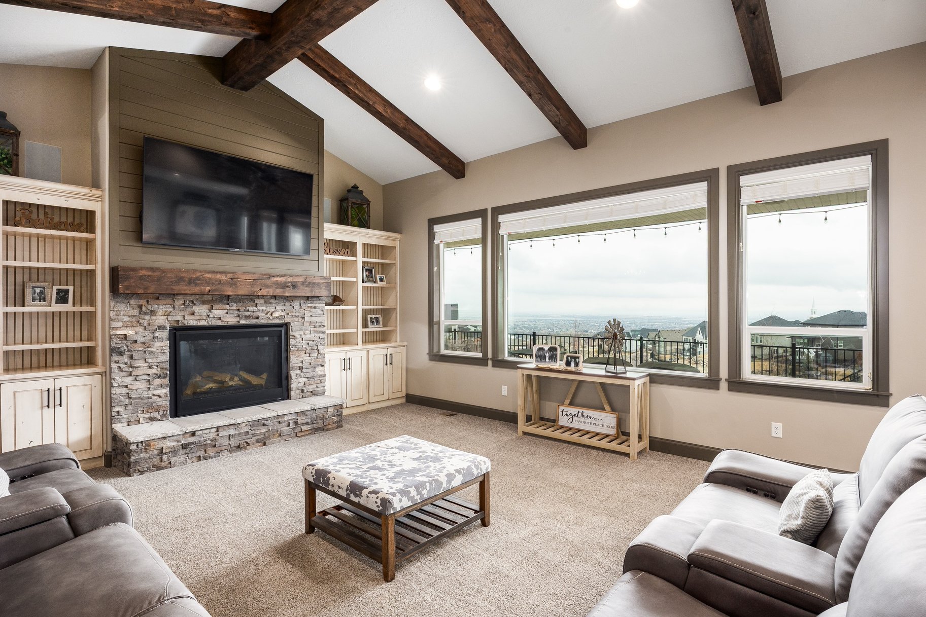  Unparalleled Views, Unmatched Privacy & Exceptional Design - 物件實景