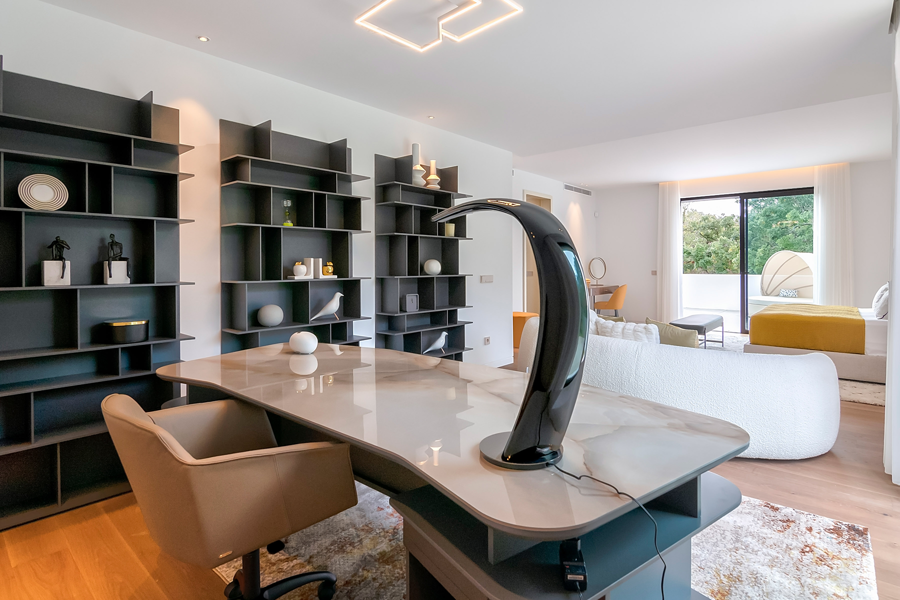  Luxurious Charles Kent-Designed Villa at Valderrama Golf Course, Sotogrande - 物件實景