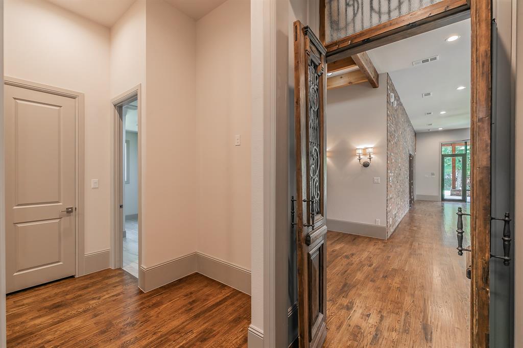 Grapevine, Texas, 76051, United States, 3 Bedrooms Bedrooms, ,4 BathroomsBathrooms,Residential,For Sale,1905682