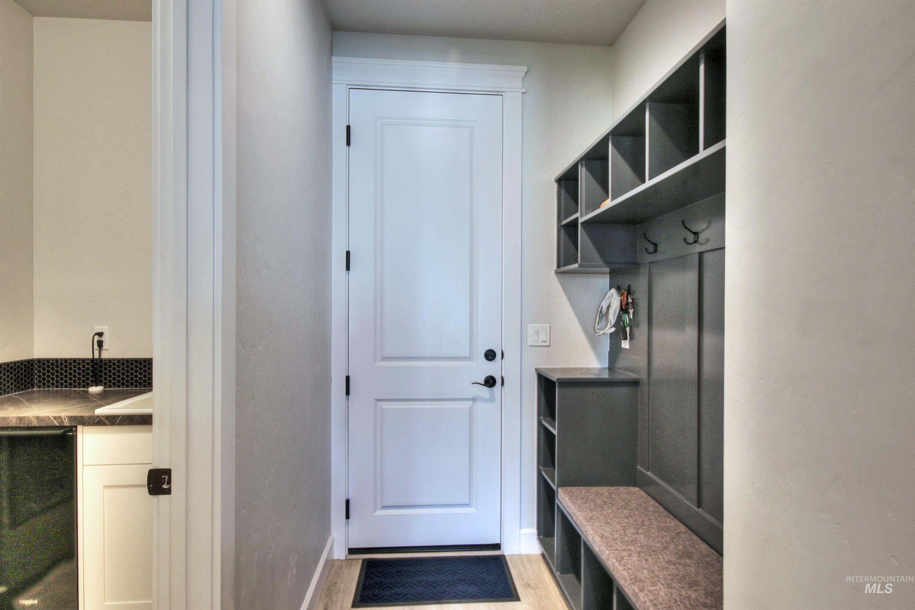 Meridian, Idaho, 83646, United States, 3 Bedrooms Bedrooms, ,2 BathroomsBathrooms,Residential,For Sale,1960582