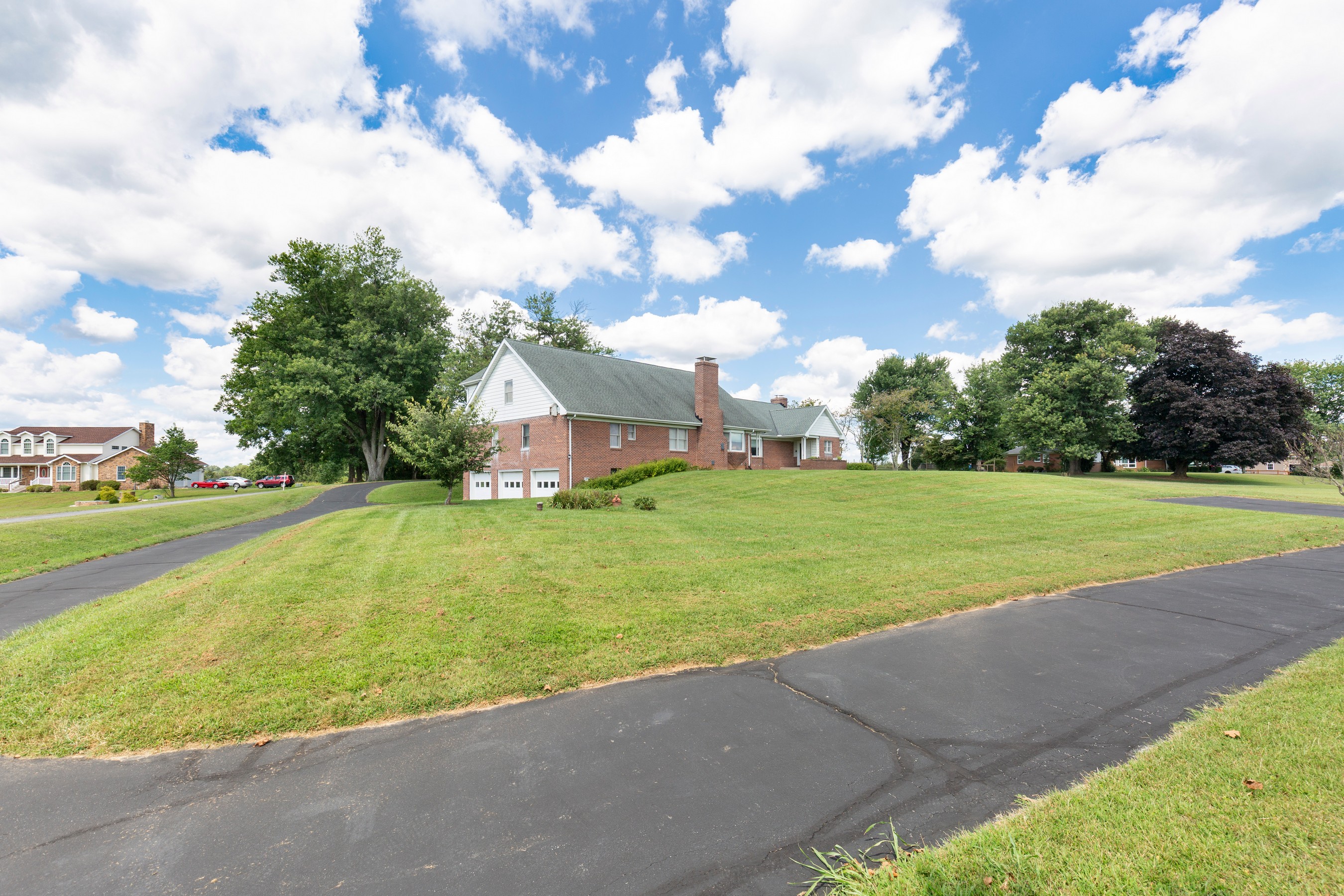  NONE AVAILABLE - 物件實景