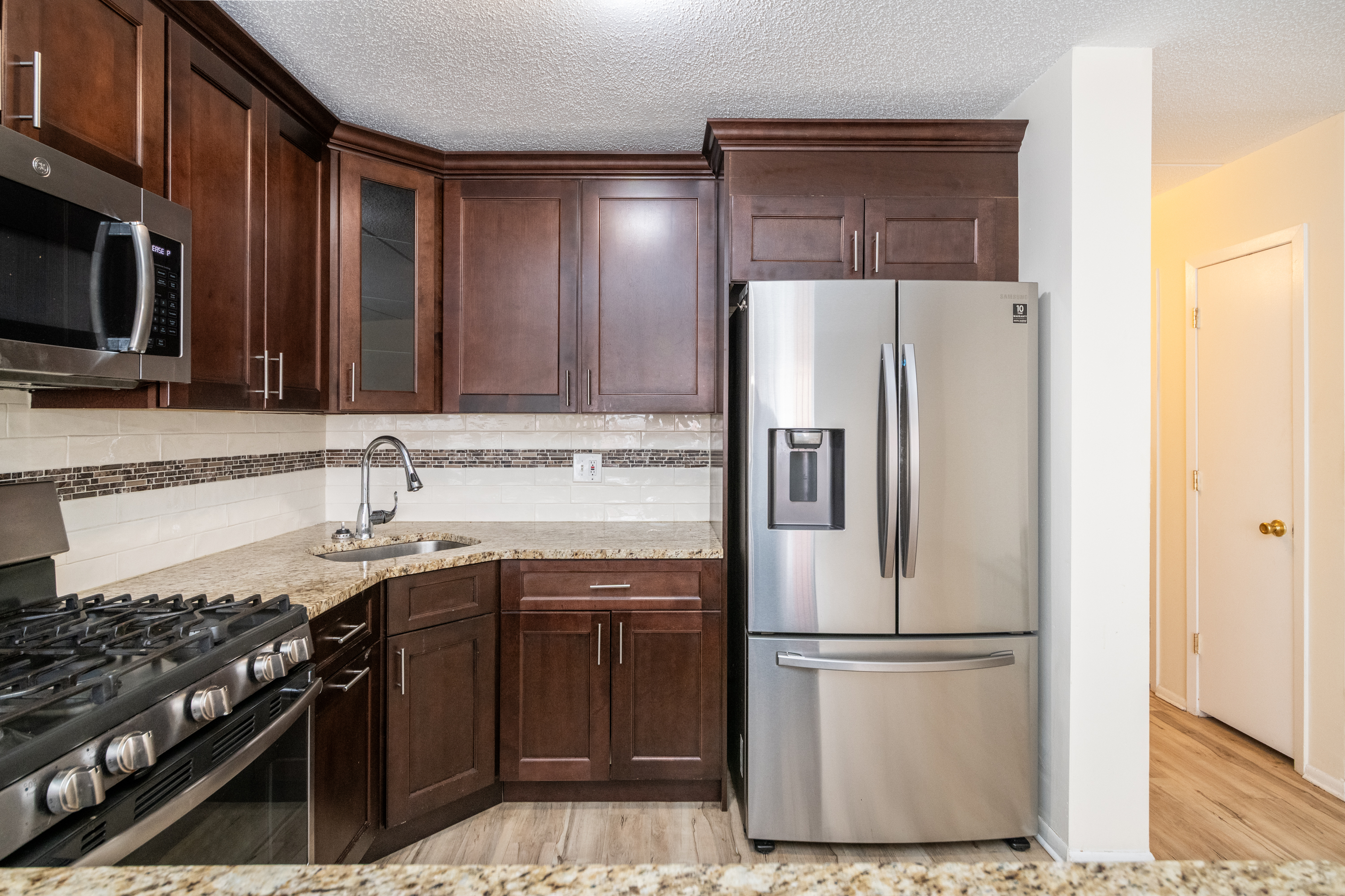 Bronx, New York, 10743, United States, 5 Bedrooms Bedrooms, ,3 BathroomsBathrooms,Residential,For Sale,1823007