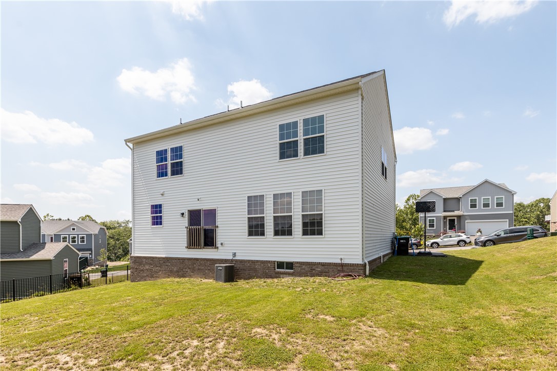 South Park, Pennsylvania, 15129, United States, 4 Bedrooms Bedrooms, ,3 BathroomsBathrooms,Residential,For Sale,1876041