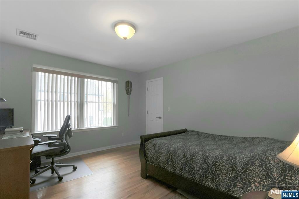 Emerson, New Jersey, 07630, United States, 4 Bedrooms Bedrooms, ,3 BathroomsBathrooms,Residential,For Sale,1991128