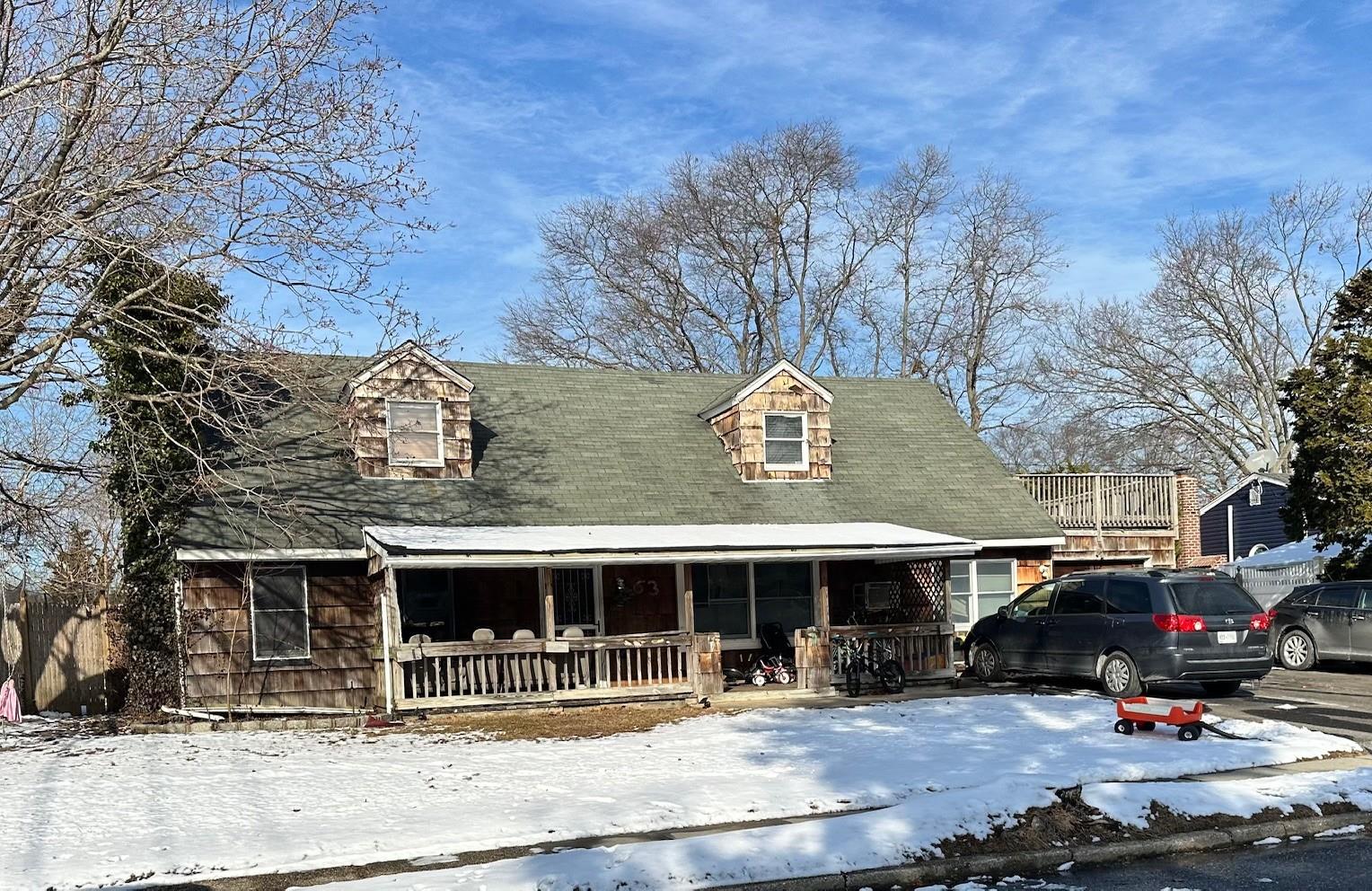 Port Jefferson Station, New York, 11776, United States, 5 Bedrooms Bedrooms, ,2 BathroomsBathrooms,Residential,For Sale,1937148