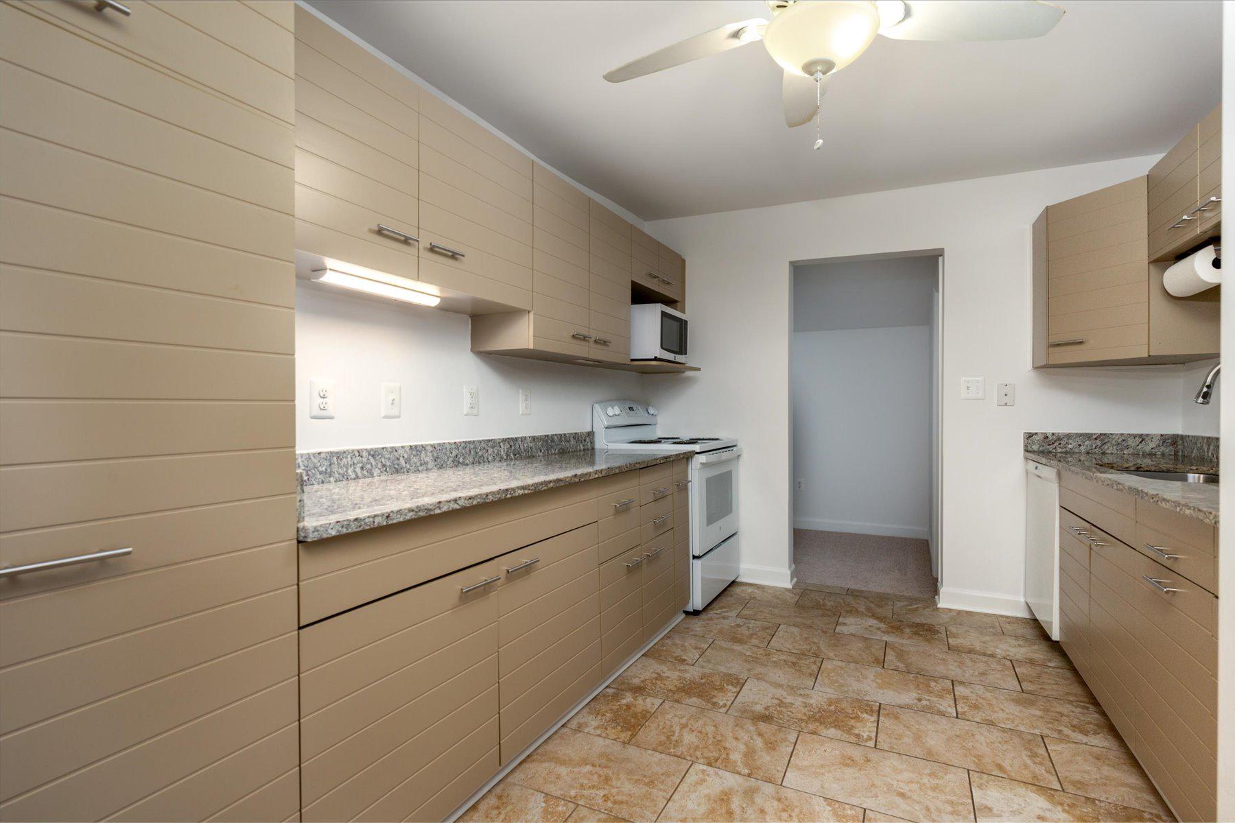  851 Selby Boulevard, Edgewater, MD, 21037 - 物件實景
