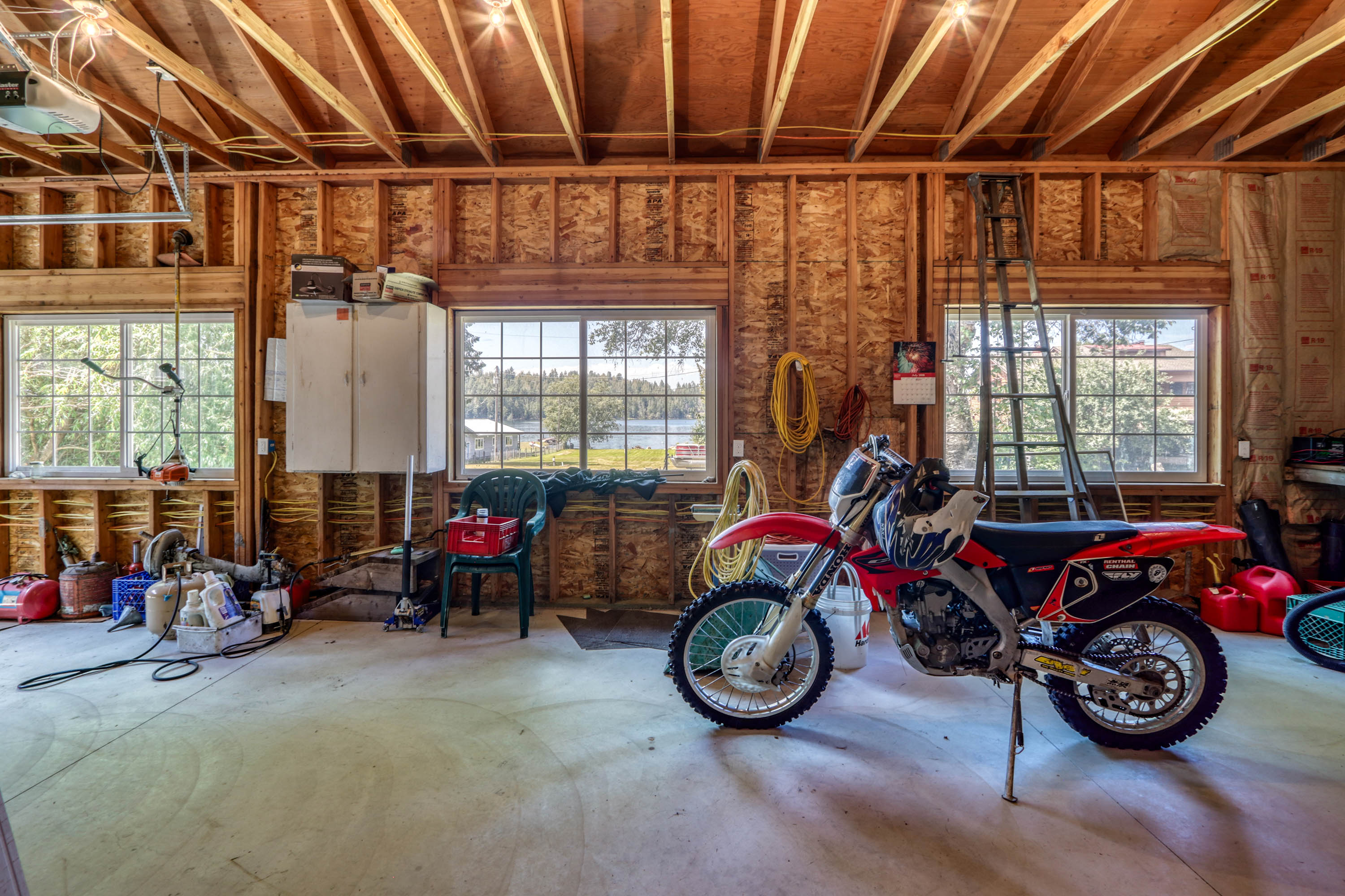 Hope, Idaho, 83836, United States, 2 Bedrooms Bedrooms, ,1 BathroomBathrooms,Residential,For Sale,1904482
