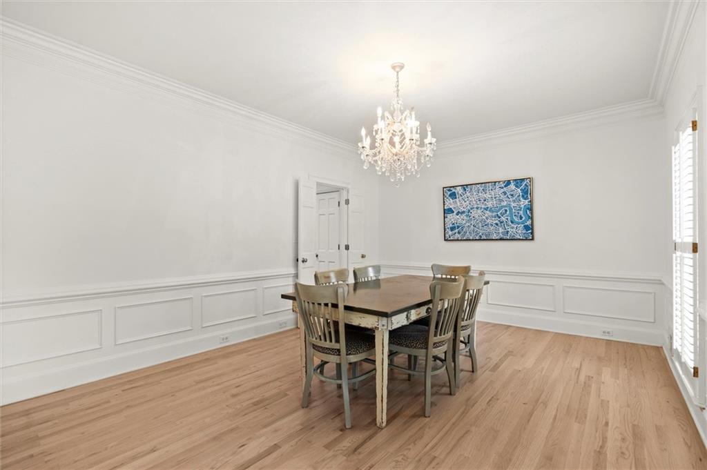 Roswell, Georgia, 30075, United States, 5 Bedrooms Bedrooms, ,5 BathroomsBathrooms,Residential,For Sale,1903038
