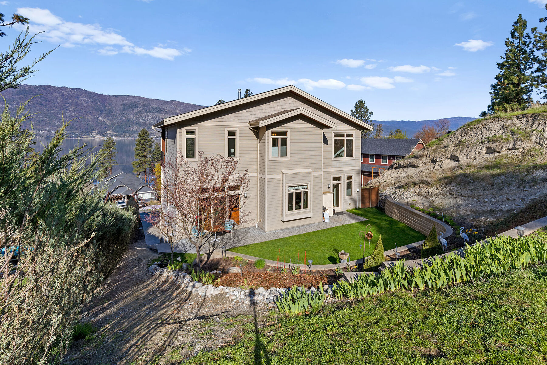  Stunning Family Home - 物件實景