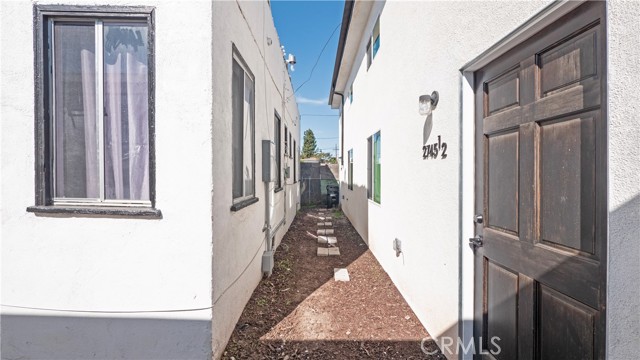 Los Angeles, California, 90033, United States, 6 Bedrooms Bedrooms, ,Residential,For Sale,1763322