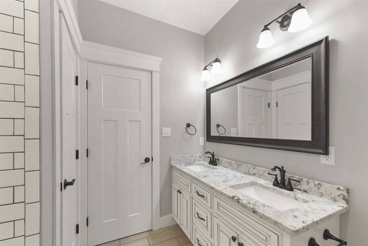 Smiths Grove, Kentucky, 42171, United States, 4 Bedrooms Bedrooms, ,3 BathroomsBathrooms,Residential,For Sale,1901805