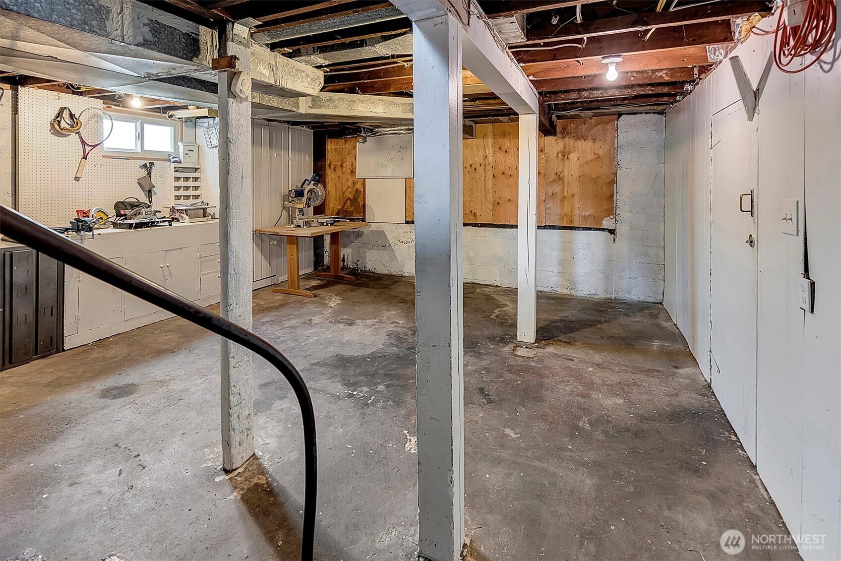 Seattle, Washington, 98108, United States, 4 Bedrooms Bedrooms, ,2 BathroomsBathrooms,Residential,For Sale,1912316
