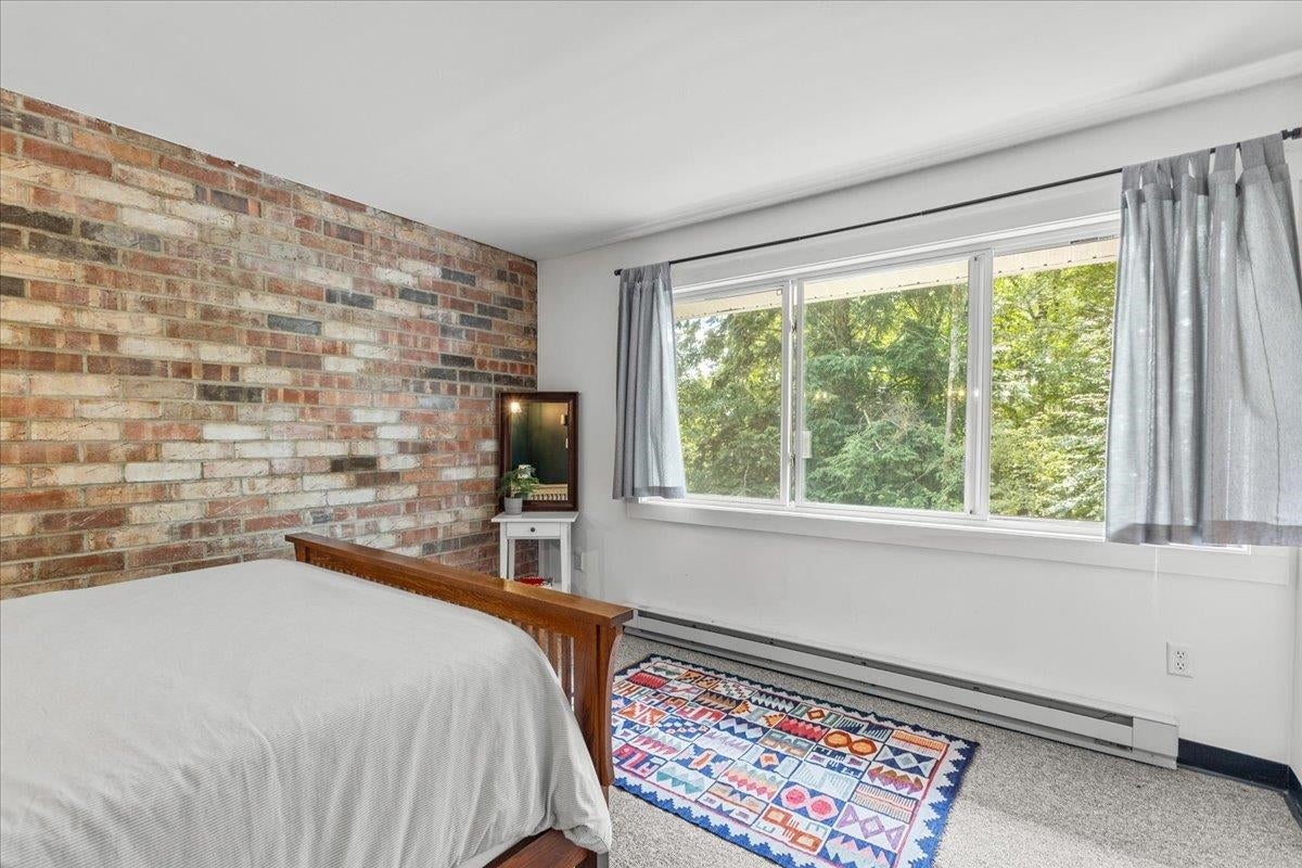 Stowe, Vermont, 05672, United States, 3 Bedrooms Bedrooms, ,2 BathroomsBathrooms,Residential,For Sale,1901768