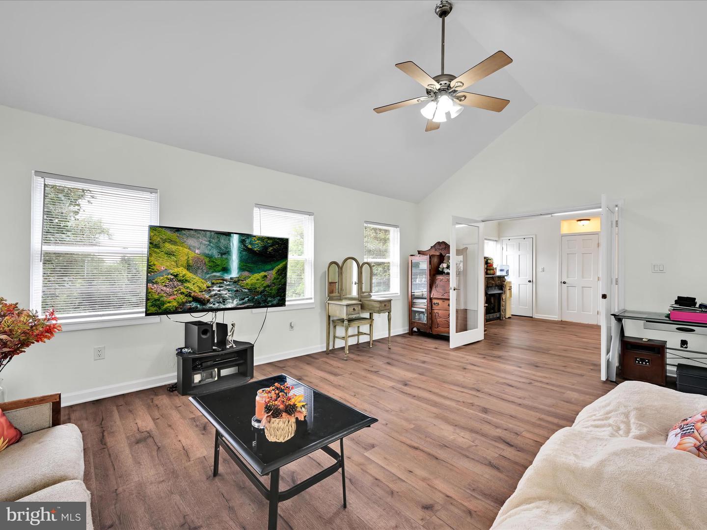 Manheim, Pennsylvania, 17545, United States, 7 Bedrooms Bedrooms, ,3 BathroomsBathrooms,Residential,For Sale,1991090