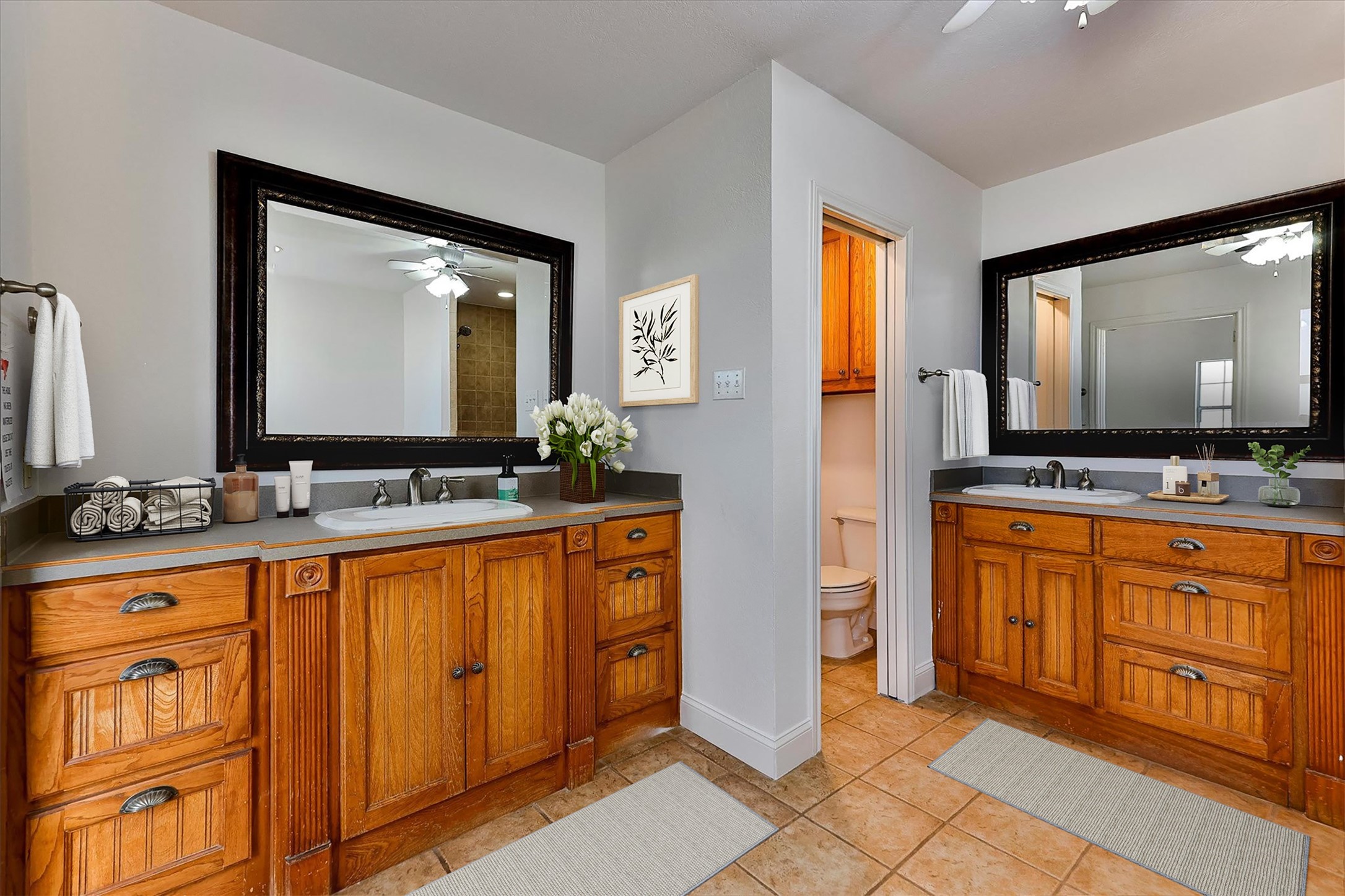 Weatherford, Texas, 76088, United States, 4 Bedrooms Bedrooms, ,3 BathroomsBathrooms,Residential,For Sale,1885521