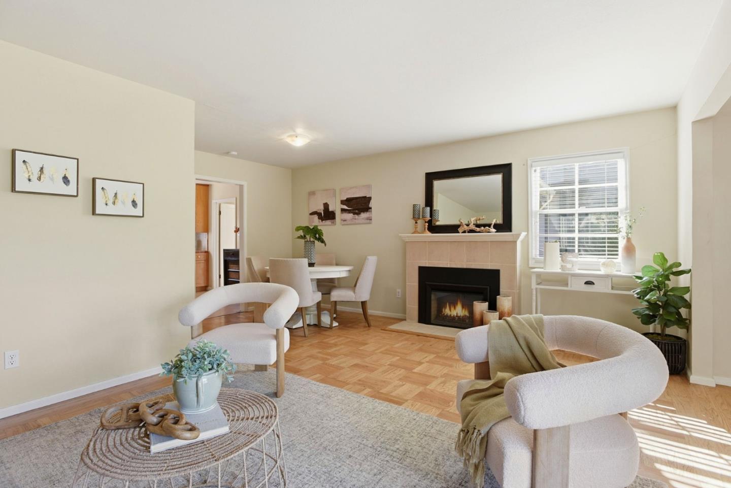 Palo Alto, California, 94303, United States, 2 Bedrooms Bedrooms, ,2 BathroomsBathrooms,Residential,For Sale,1989685