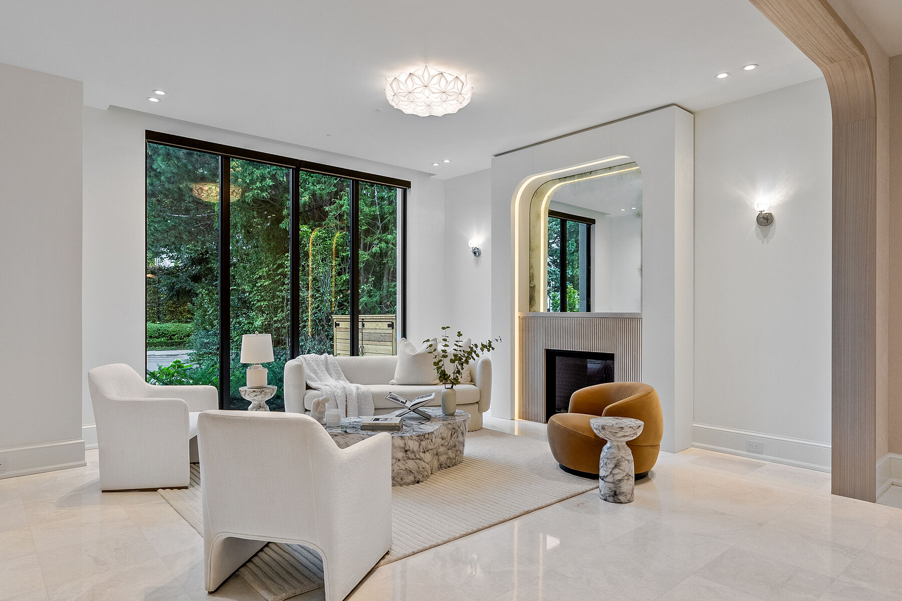  Luxury Living in Forest Hill - 物件實景