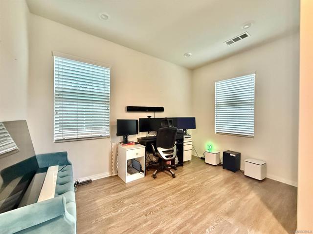 El Cajon, California, 92020, United States, 3 Bedrooms Bedrooms, ,3 BathroomsBathrooms,Residential,For Sale,2007807