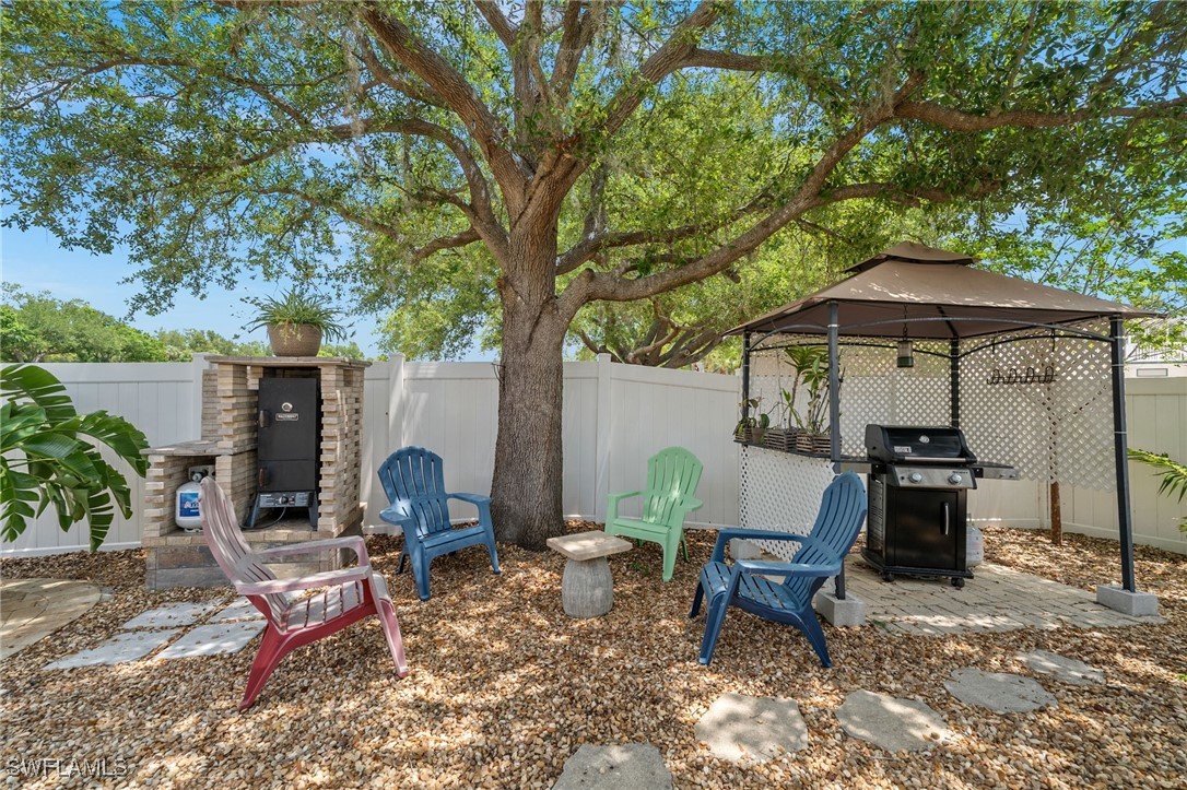 Cape Coral, Florida, 33993, United States, 4 Bedrooms Bedrooms, ,3 BathroomsBathrooms,Residential,For Sale,1834819