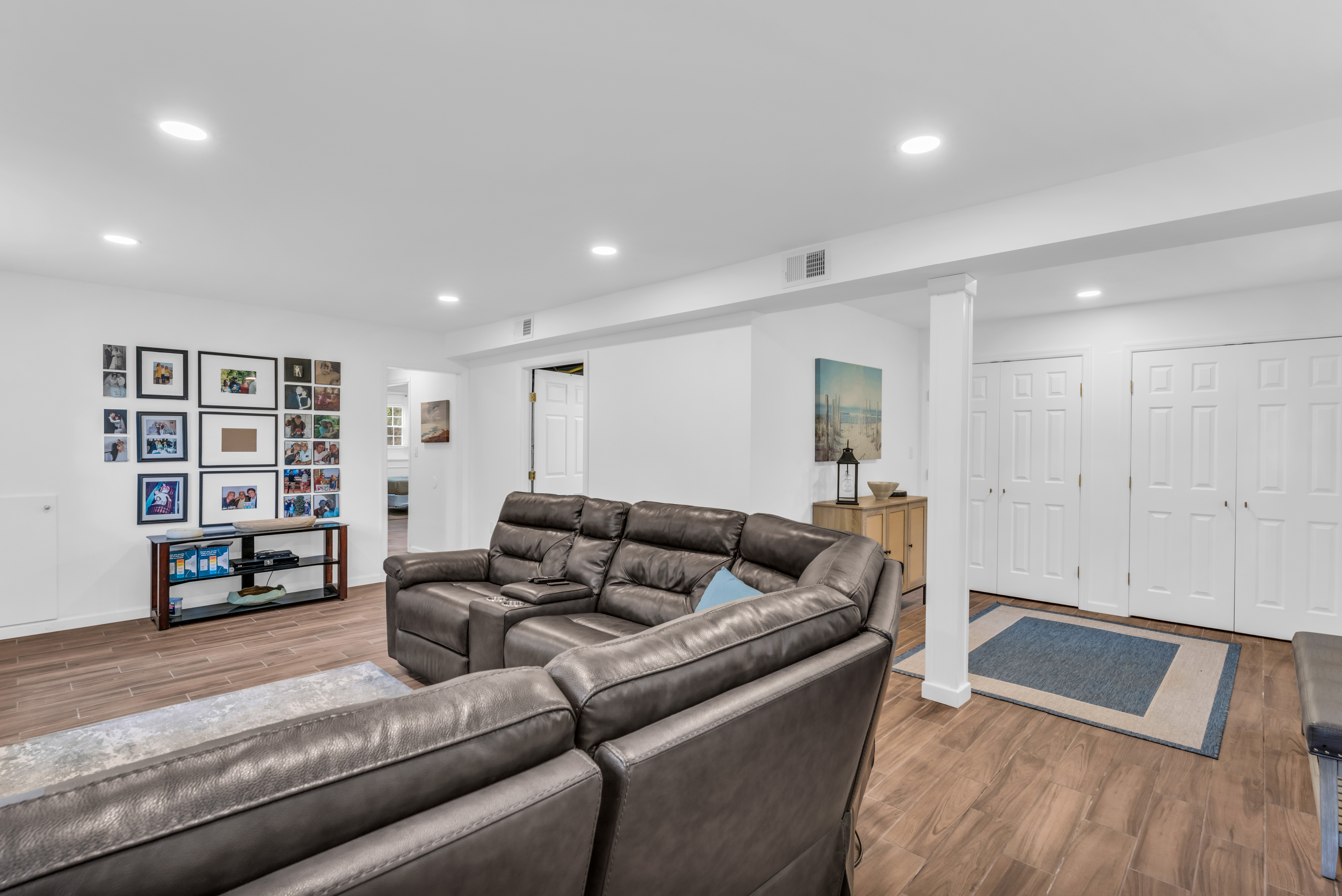  Beautiful Updated Bi-Level Home - 840 Nutswamp Road, Red Bank - 物件實景