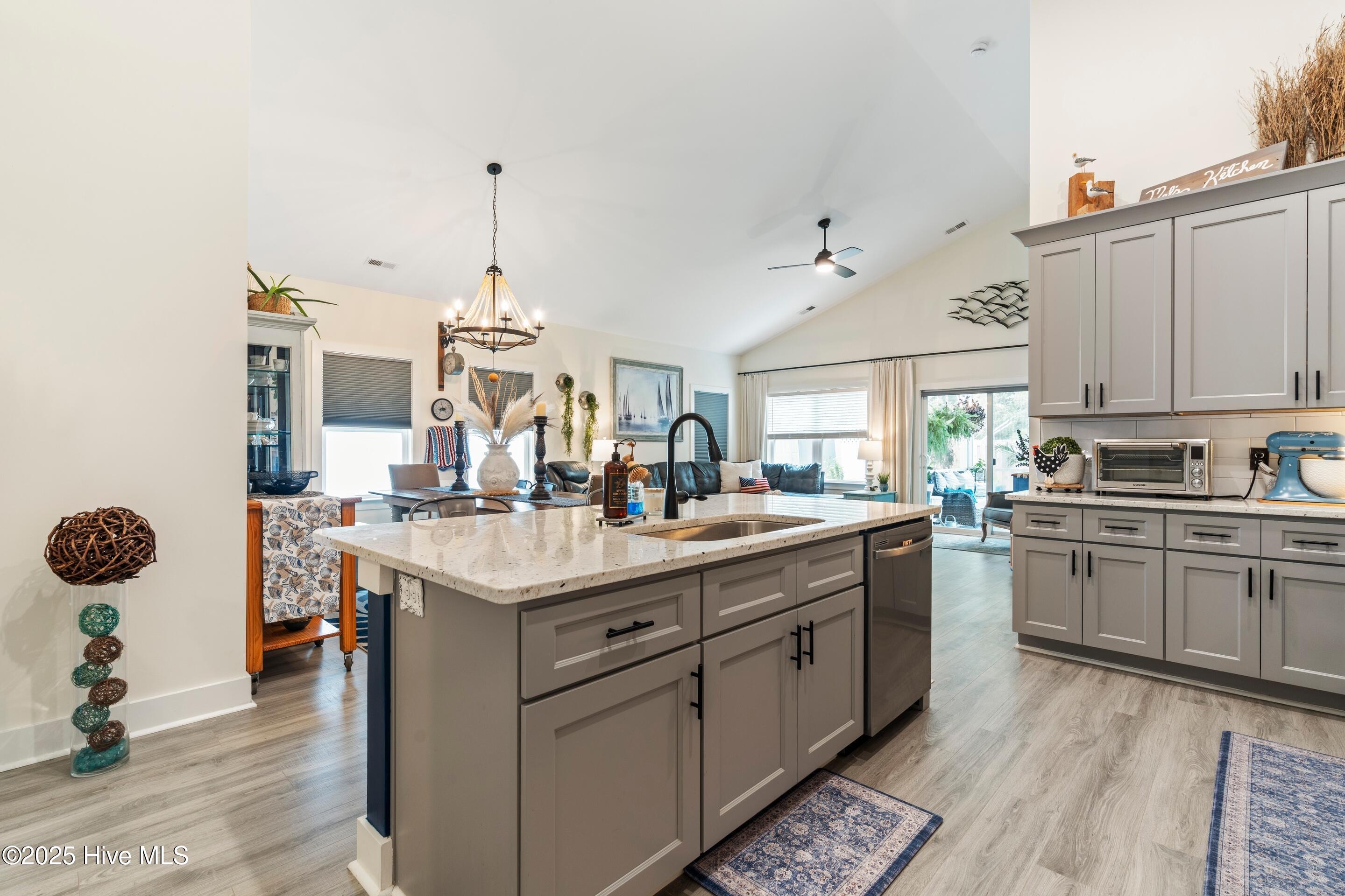 Southport, North Carolina, 28461, United States, 3 Bedrooms Bedrooms, ,2 BathroomsBathrooms,Residential,For Sale,1925242