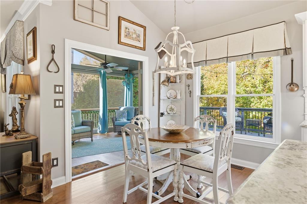 Buford, Georgia, 30518, United States, 5 Bedrooms Bedrooms, ,4 BathroomsBathrooms,Residential,For Sale,1987434