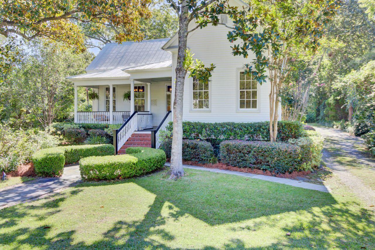 Summerville, South Carolina, 29483, United States, 3 Bedrooms Bedrooms, ,2 BathroomsBathrooms,Residential,For Sale,1938734