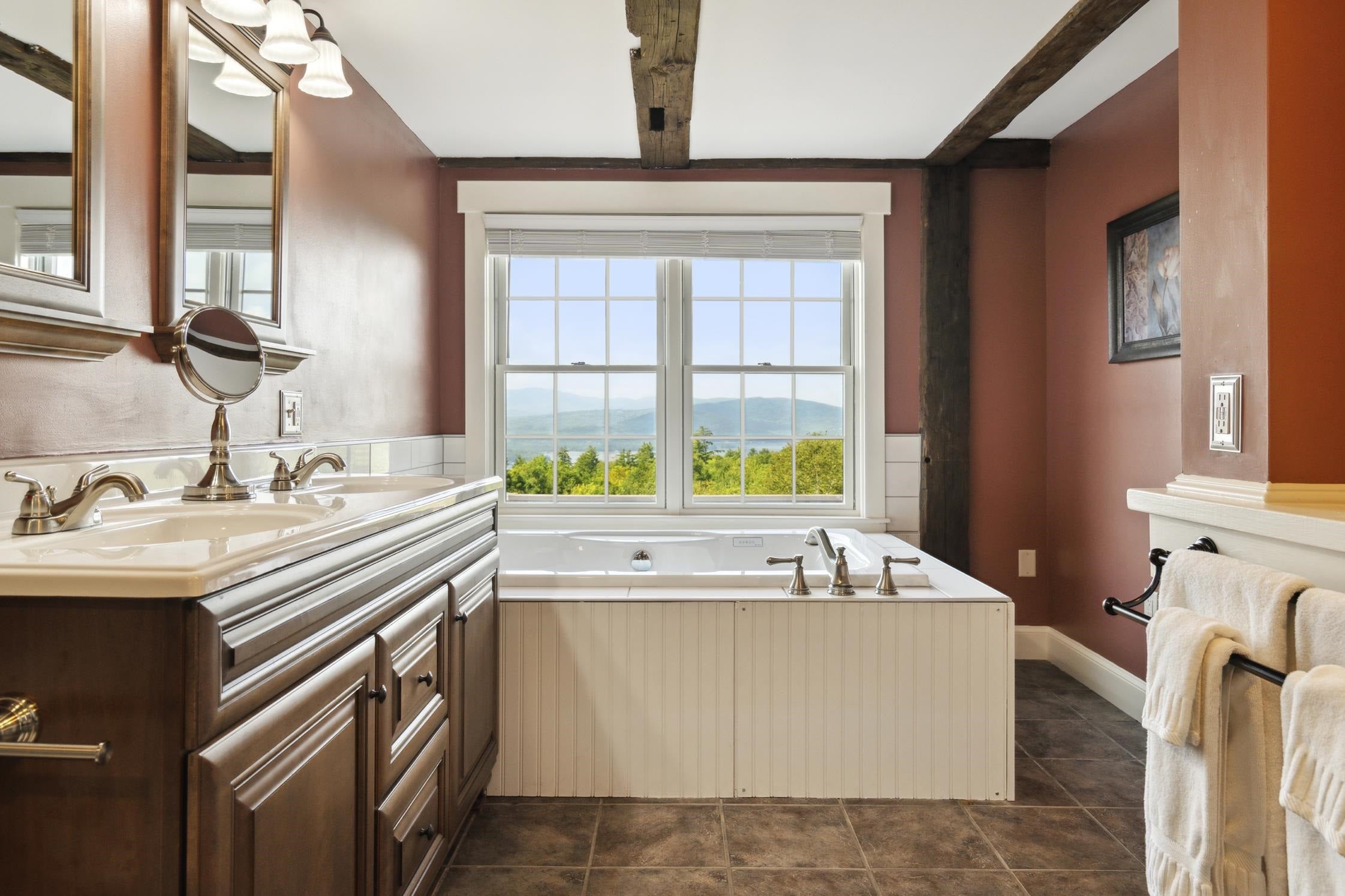 Bristol, New Hampshire, 03222, United States, 8 Bedrooms Bedrooms, ,5 BathroomsBathrooms,Residential,For Sale,1883549