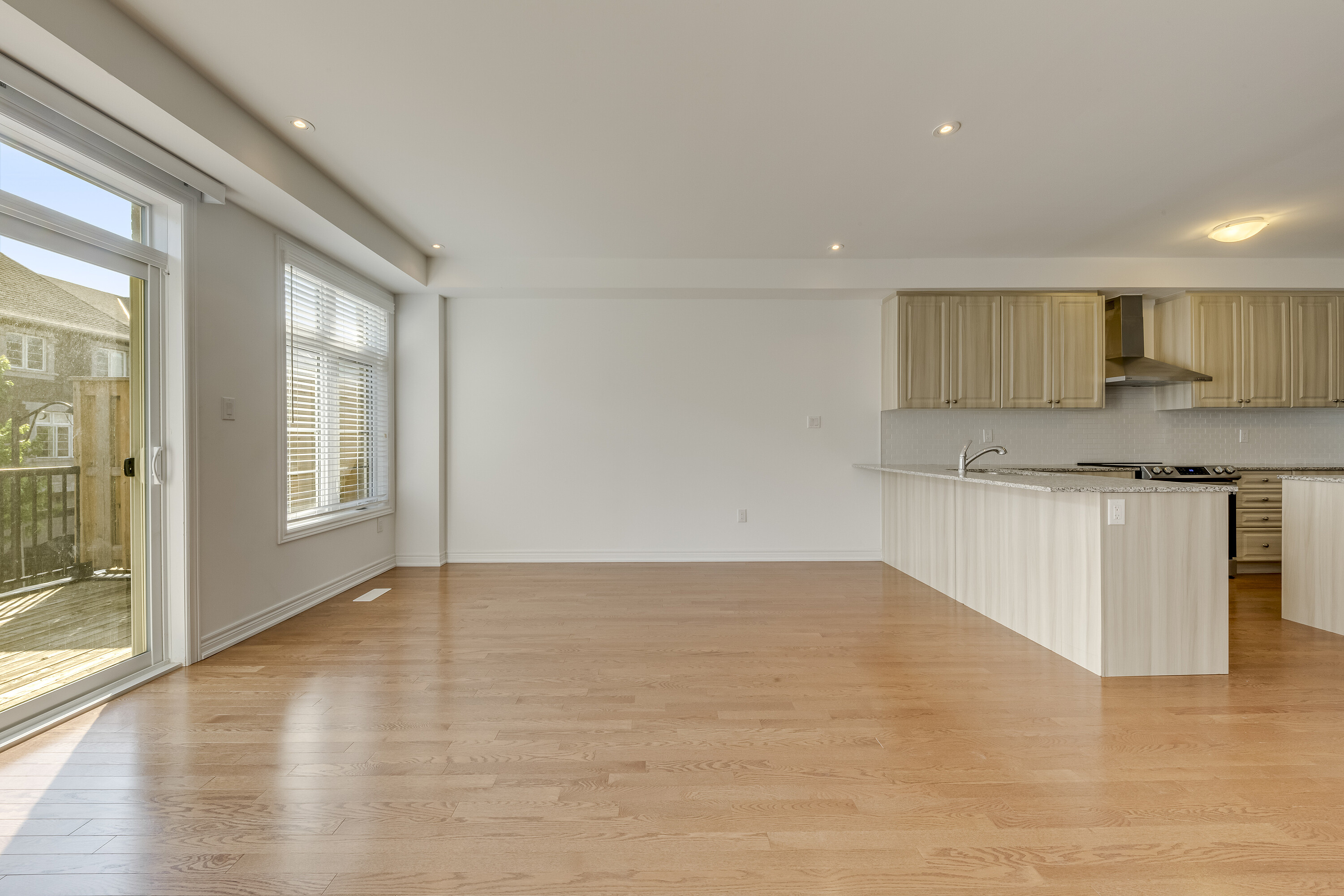  Modern 3-Storey Townhome - 物件實景