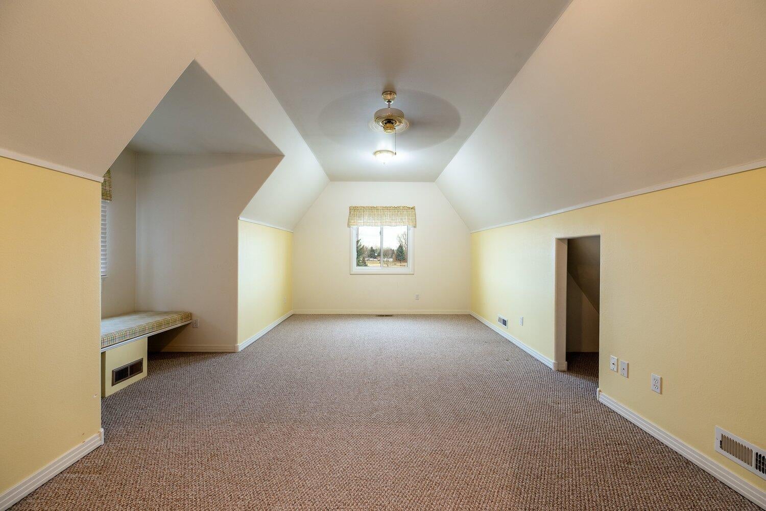 Sheridan, Wyoming, 82801, United States, 3 Bedrooms Bedrooms, ,3 BathroomsBathrooms,Residential,For Sale,2010007