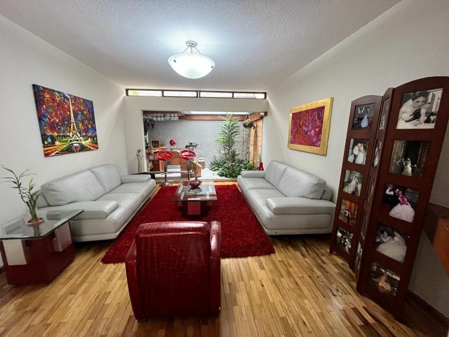 Chupicuaro, Benito Juárez, Ciudad de México, 03650, Mexico, 4 Bedrooms Bedrooms, ,2 BathroomsBathrooms,Residential,For Sale,Chupicuaro,1606978