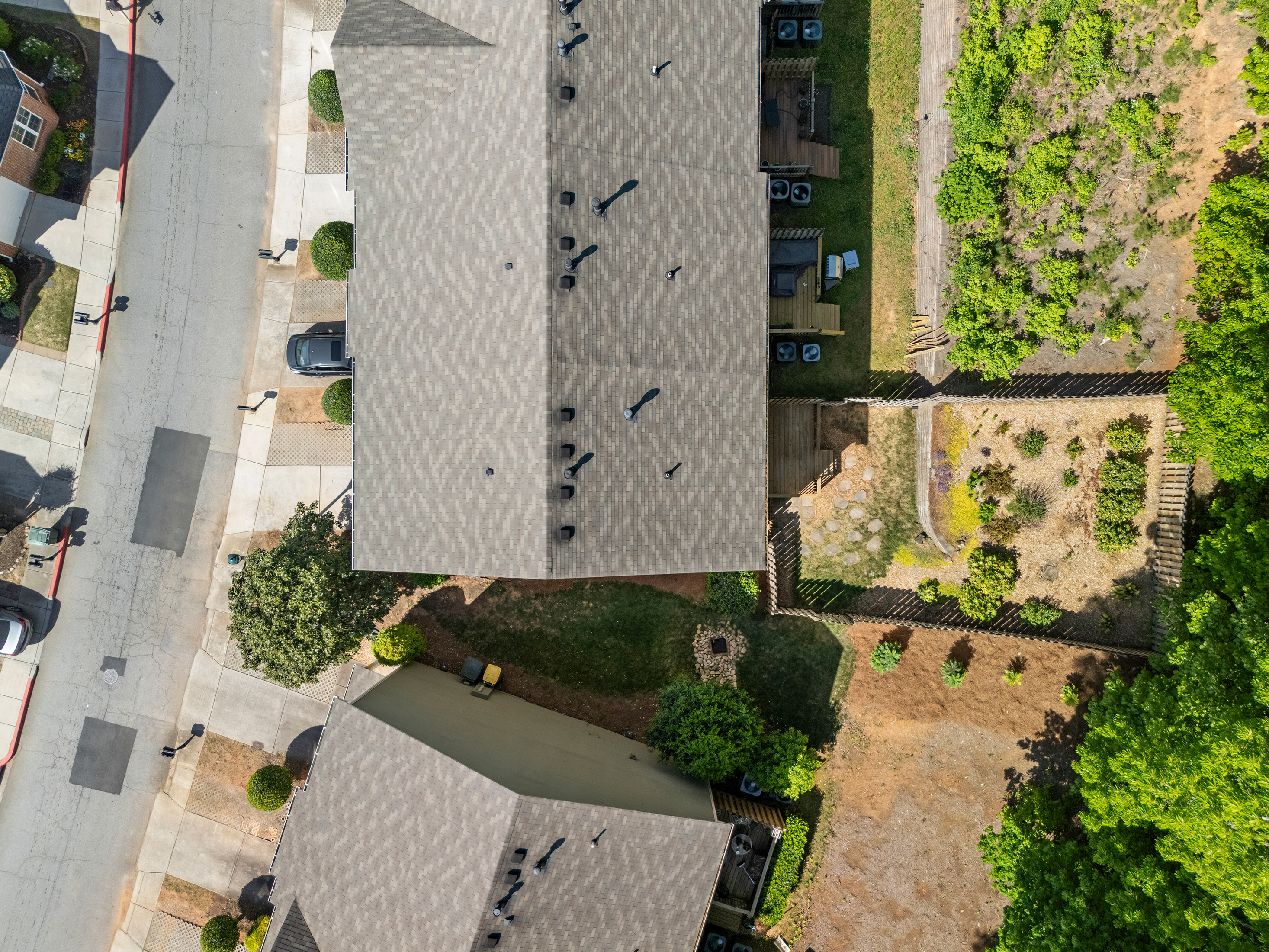  Beautifully Appointed End-Unit Townhome - 物件實景