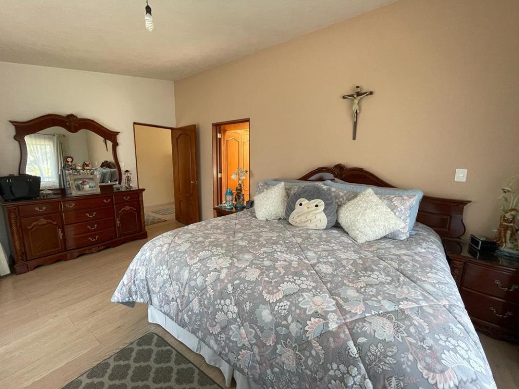 Paseo Santa Ana, Metepec, Estado de México, 52172, Mexico, 3 Bedrooms Bedrooms, ,2 BathroomsBathrooms,Residential,For Sale,Paseo Santa Ana,1441331
