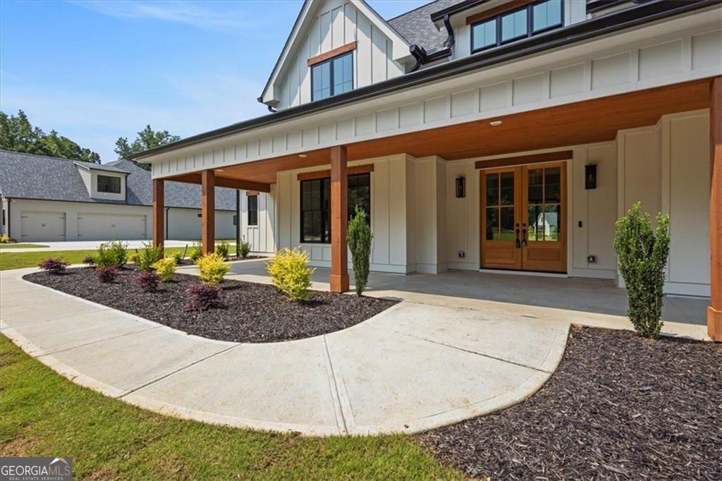 Gainesville, Georgia, 30506, United States, 5 Bedrooms Bedrooms, ,6 BathroomsBathrooms,Residential,For Sale,1908175