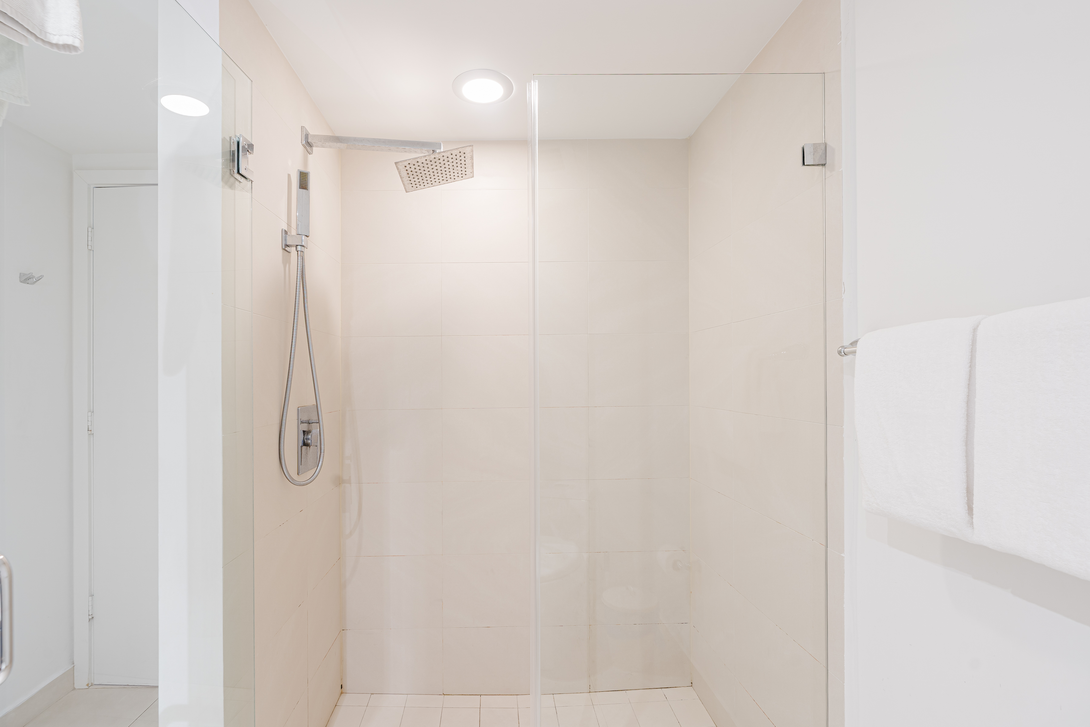  4111 S Ocean Dr, Hollywood, FL, 33019 - 物件實景