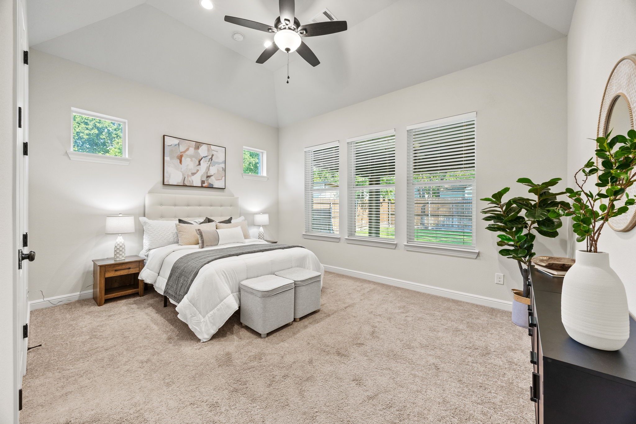 Fort Worth, Texas, 76107, United States, 3 Bedrooms Bedrooms, ,3 BathroomsBathrooms,Residential,For Sale,1927265