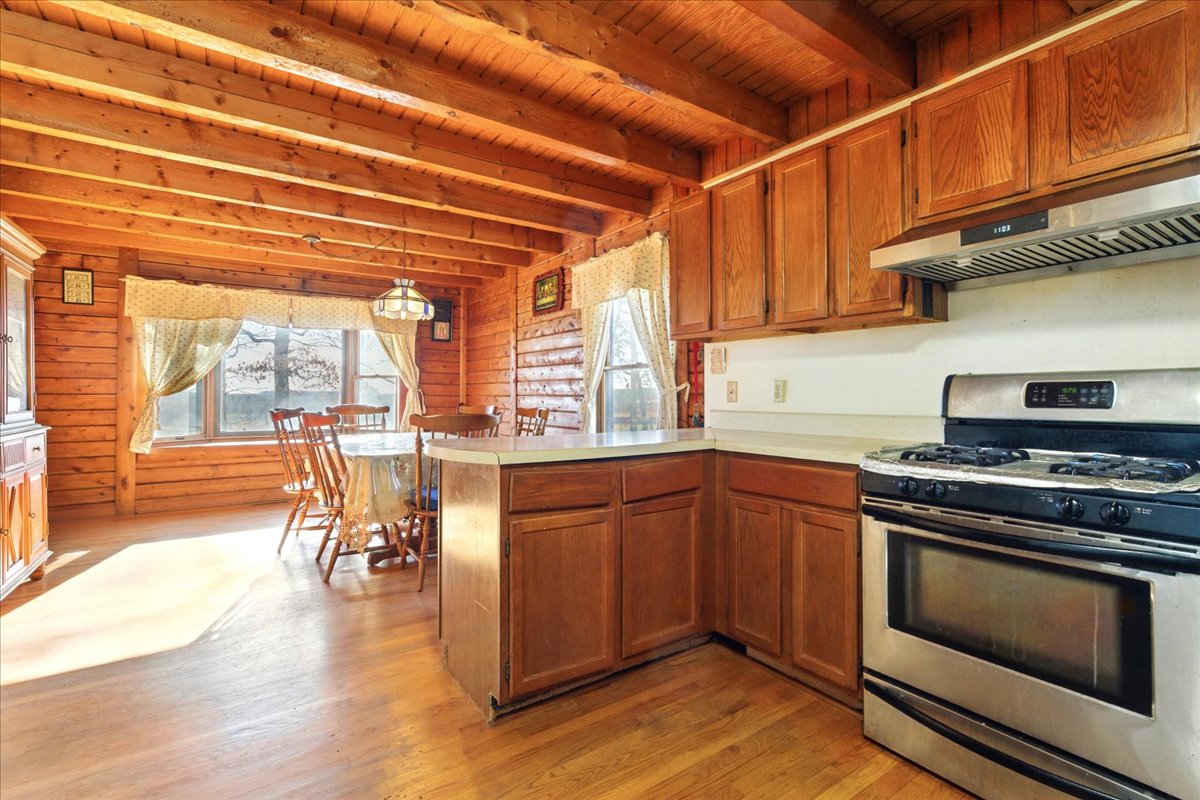 Pamplin, Virginia, 23958, United States, 3 Bedrooms Bedrooms, ,2 BathroomsBathrooms,Residential,For Sale,2007542