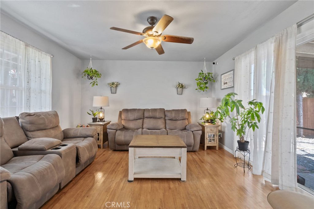 Highland, California, 92346, United States, 3 Bedrooms Bedrooms, ,2 BathroomsBathrooms,Residential,For Sale,1885761