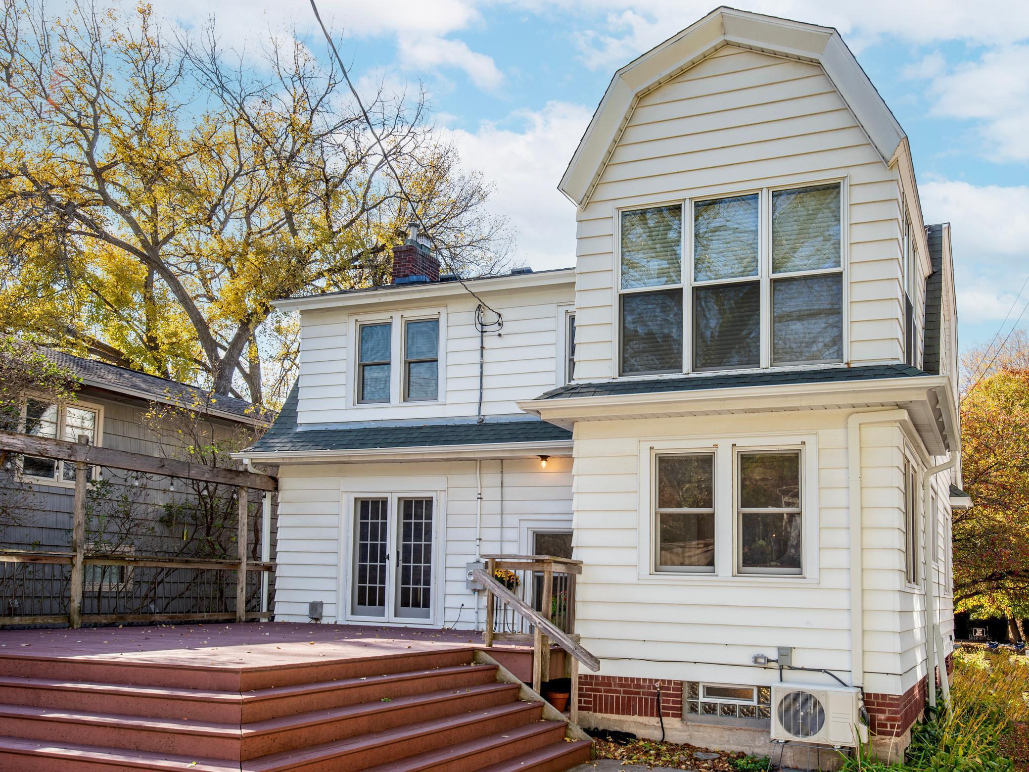 Saint Paul, Minnesota, 55104, United States, 3 Bedrooms Bedrooms, ,1 BathroomBathrooms,Residential,For Sale,1988037