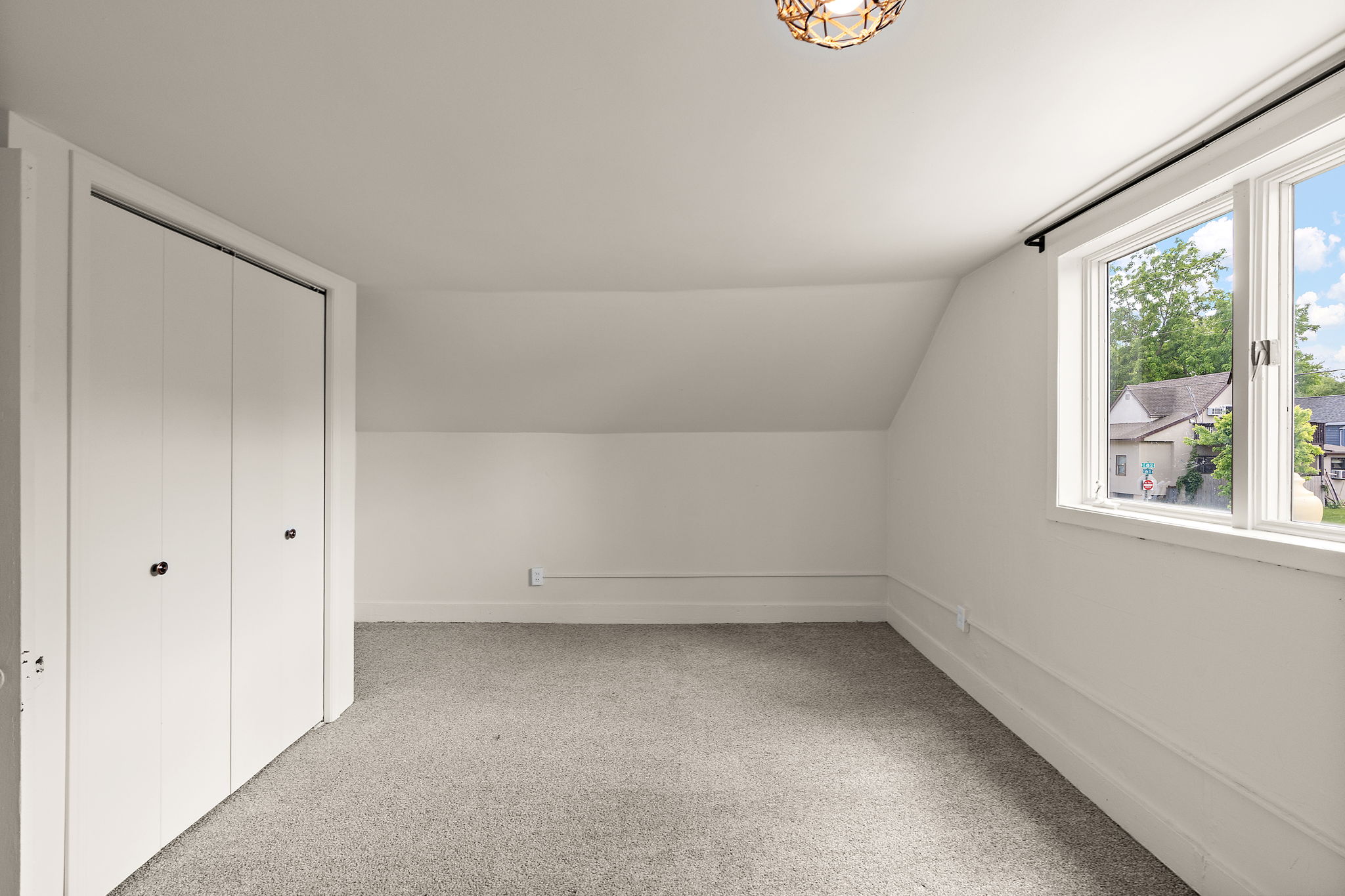  Classic Character Meets Modern Comfort in Hastings - 物件實景