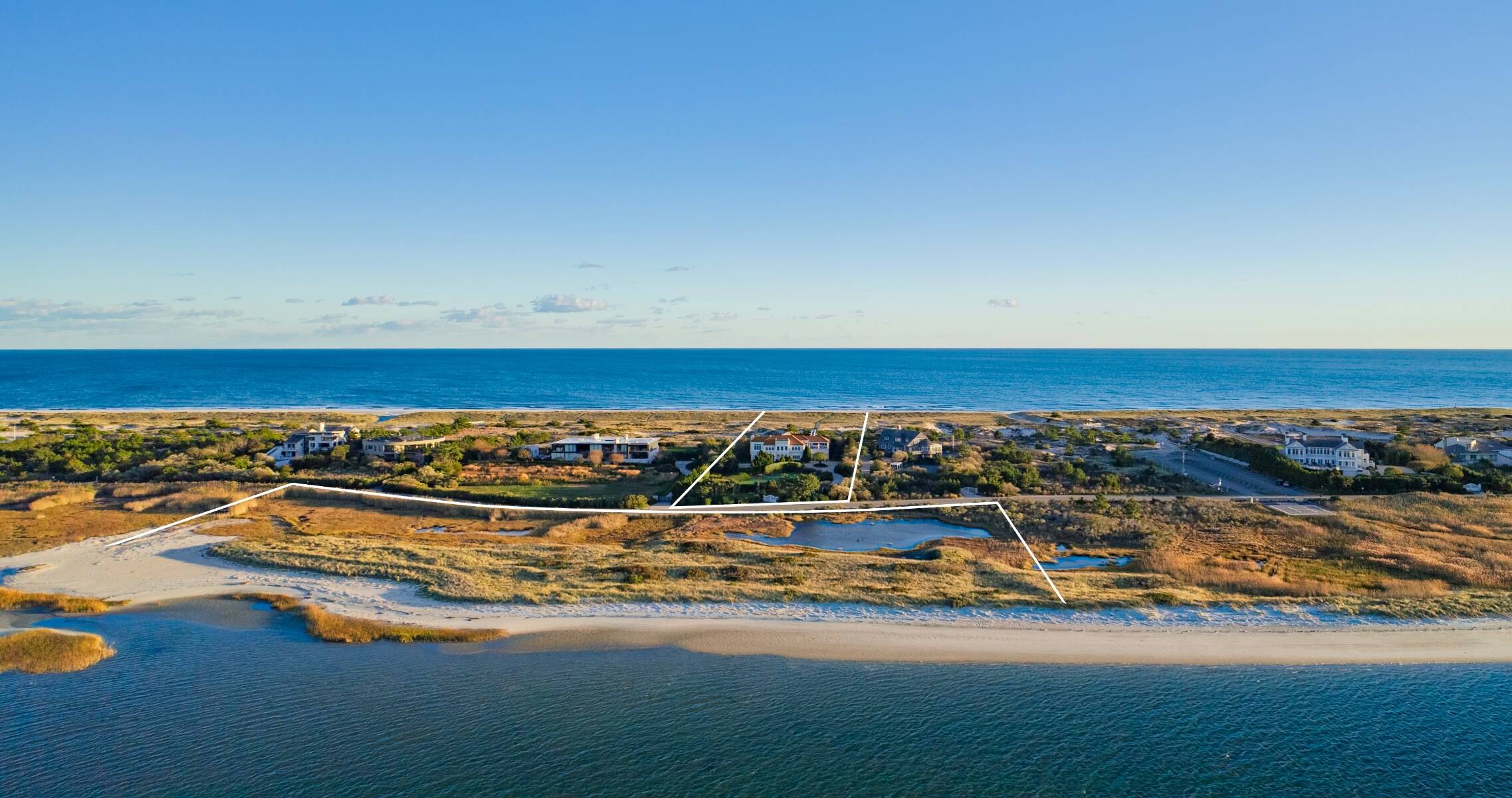  Stunning Bay-to-Oceanfront Estate on Meadow Lane - 物件實景
