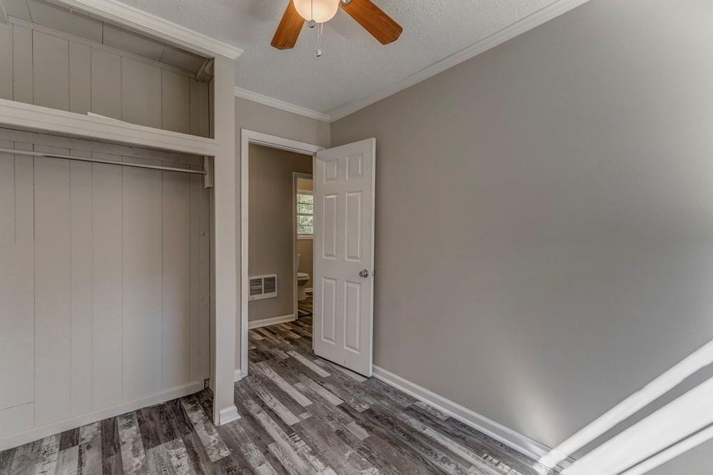 DALTON, Georgia, 30721, United States, 16 Bedrooms Bedrooms, ,12 BathroomsBathrooms,Residential,For Sale,1949791