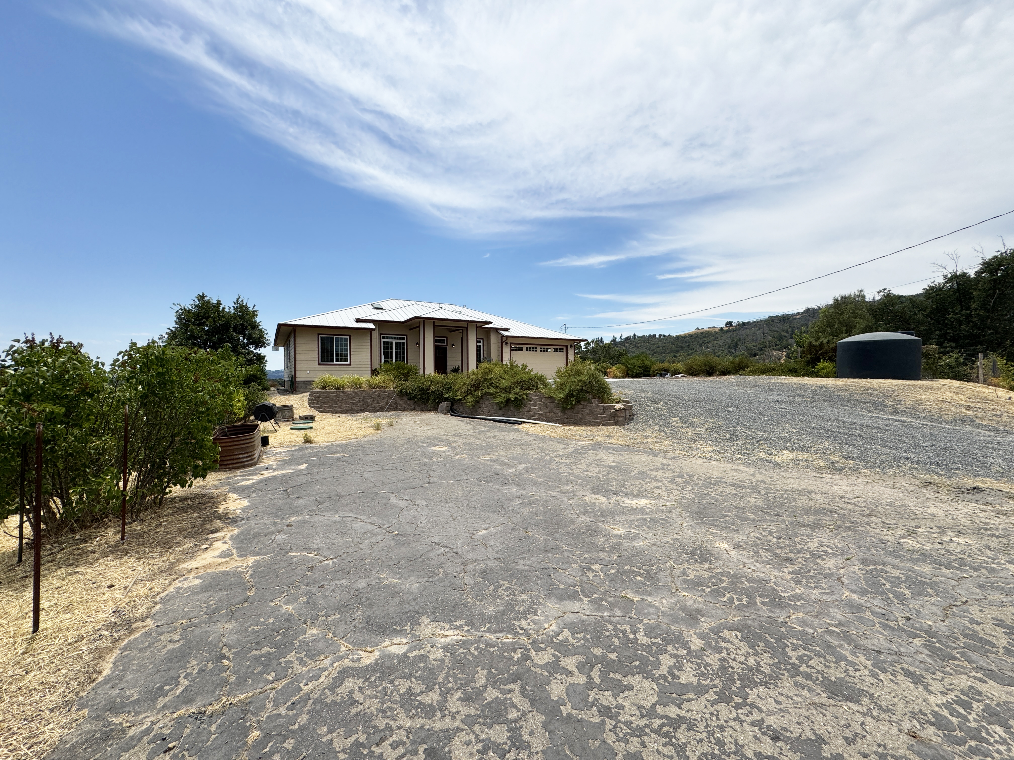 Redwood Valley, California, 95470, United States, 3 Bedrooms Bedrooms, ,3 BathroomsBathrooms,Residential,For Sale,1889817