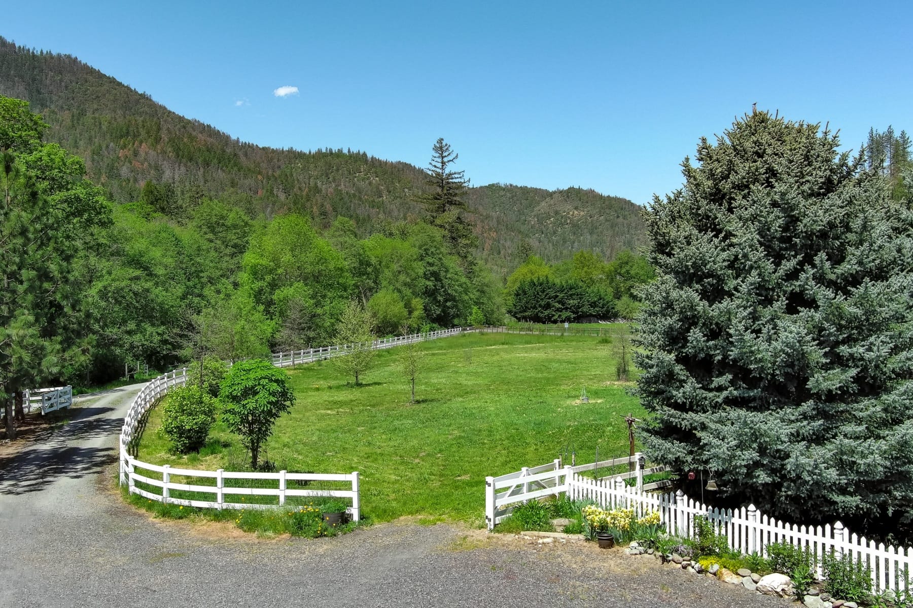  4000 Little Applegate Road Jacksonville, OR 97530 - 物件實景